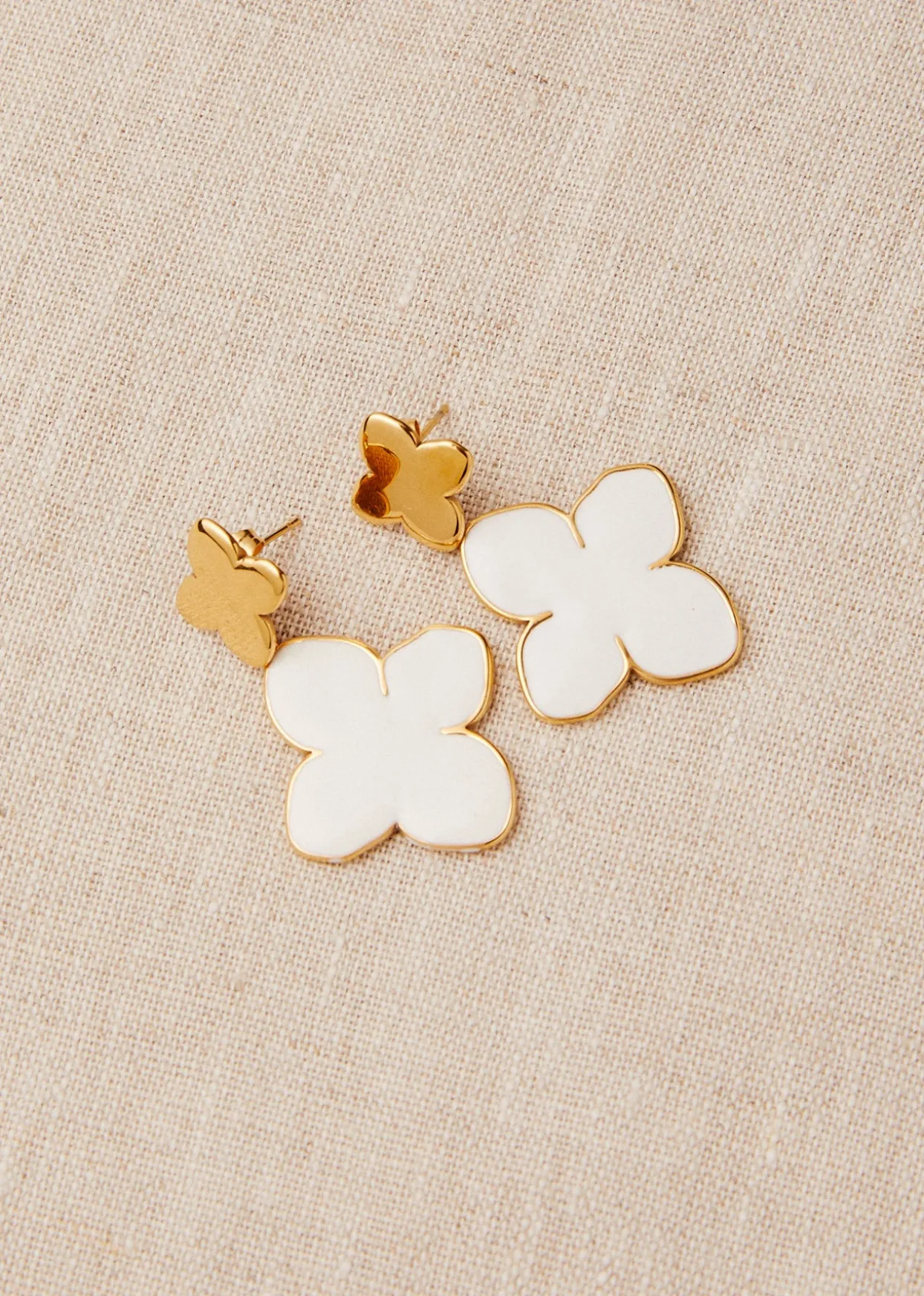 Store Motus Boutique Boucles d'oreilles Carole Blanc-Bouclesd'oreillesCarole