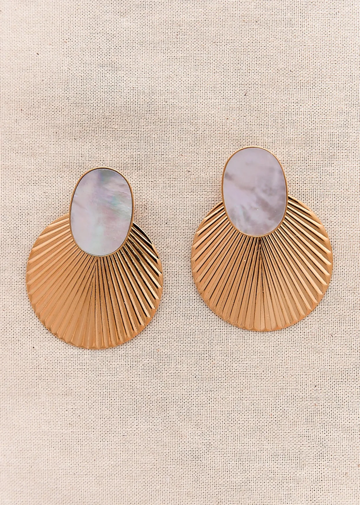 New Motus Boutique Boucles d'oreilles Ilana NacreDoré-Bouclesd'oreillesIlana
